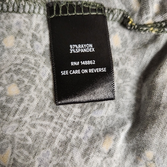 Torrid super soft green tank top - Picture 3 of 6